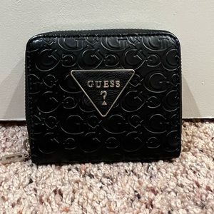 SOLD!!! Guess wallet. Excellent condition.